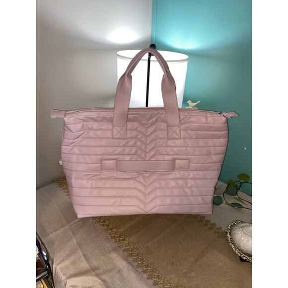 Avery Geometric-Pattern Travel Tote Weekender Bag Pink Handle GUC Without Strap - Picture 2 of 9